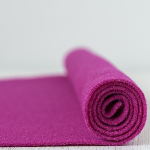 DHG Thermoformable Felt FUXIA (Size: 50cm x 150cm)