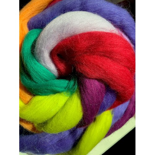 Rainbow Wool Stuffing 1kg pack