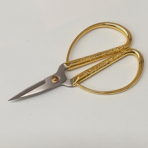 Gold Plate Embroidery Scissors 13cm  with embroidered ribbon