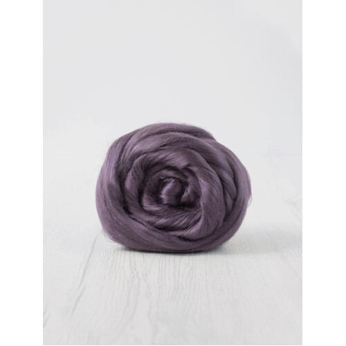 DHG Viscose Tops/ Rovings CURRANT [Size: 50gm]