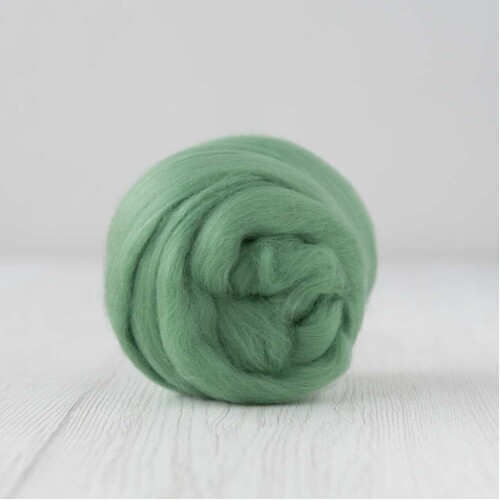 DHG 14.5 Micron Merino Wool Tops - English Countryside [SIZE: 500gm]